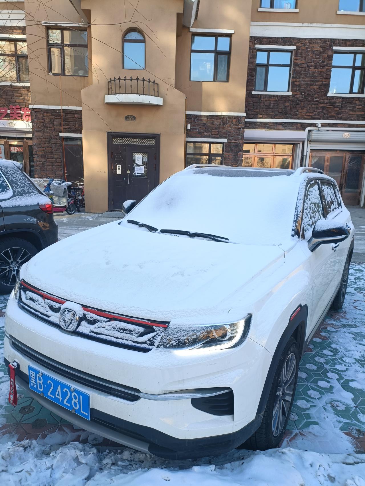 长安CS35 PLUS 广大车友们，不拆保险杠能不能装上雾灯，有没有视频。