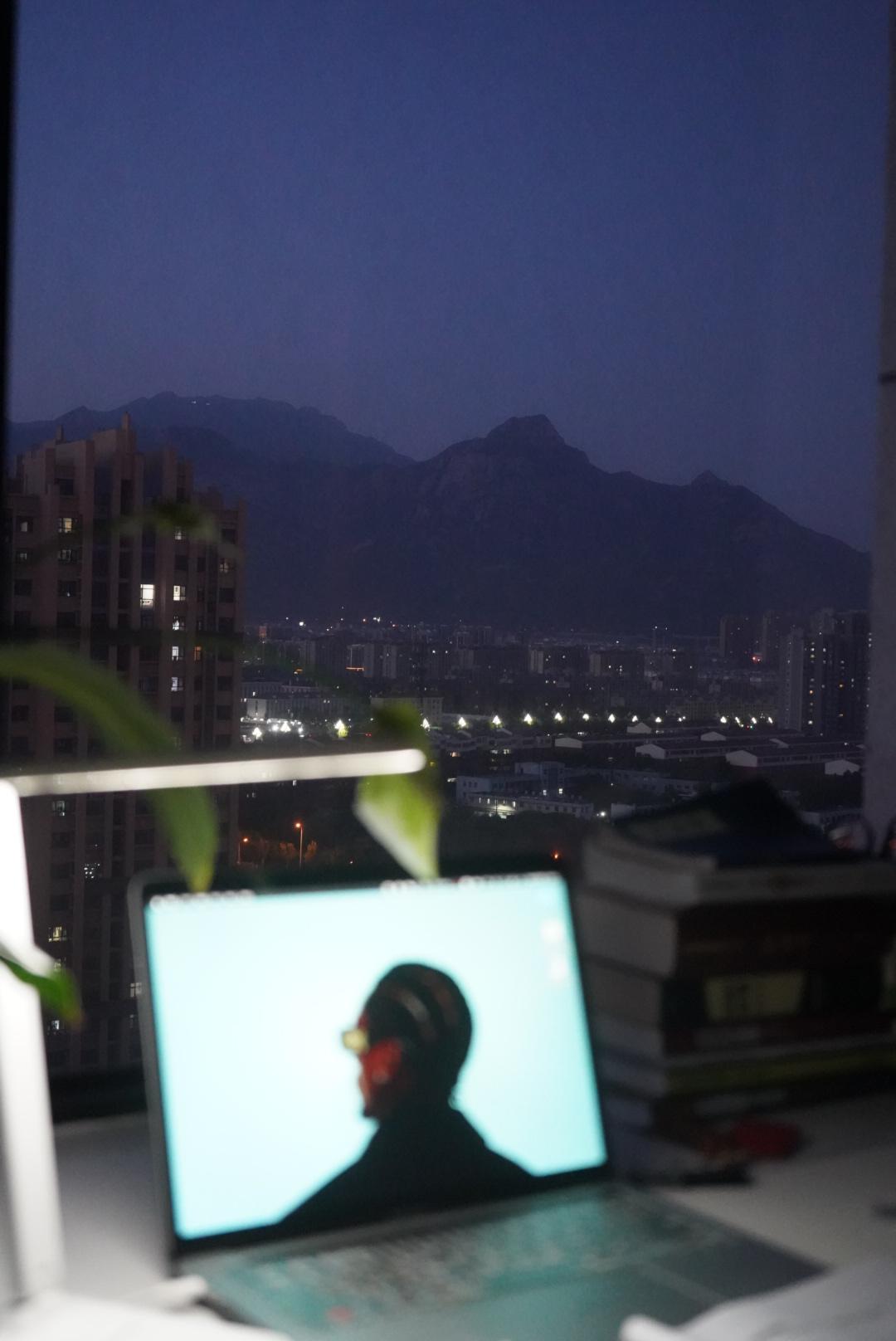 北京BJ40 大学刚毕业在大街上看到bj40 一眼被迷住。看中了21款柴油中配的，各位大哥在山东提的话大概要多少钱能落地