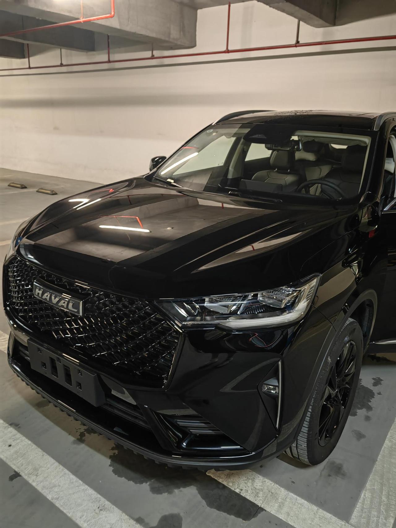 哈弗H6 各位尊贵的哈弗车主大家好，本人准备入手三代 H6 2.0MAX四驱车型。 前两天销售那边说14.5左右落地差不