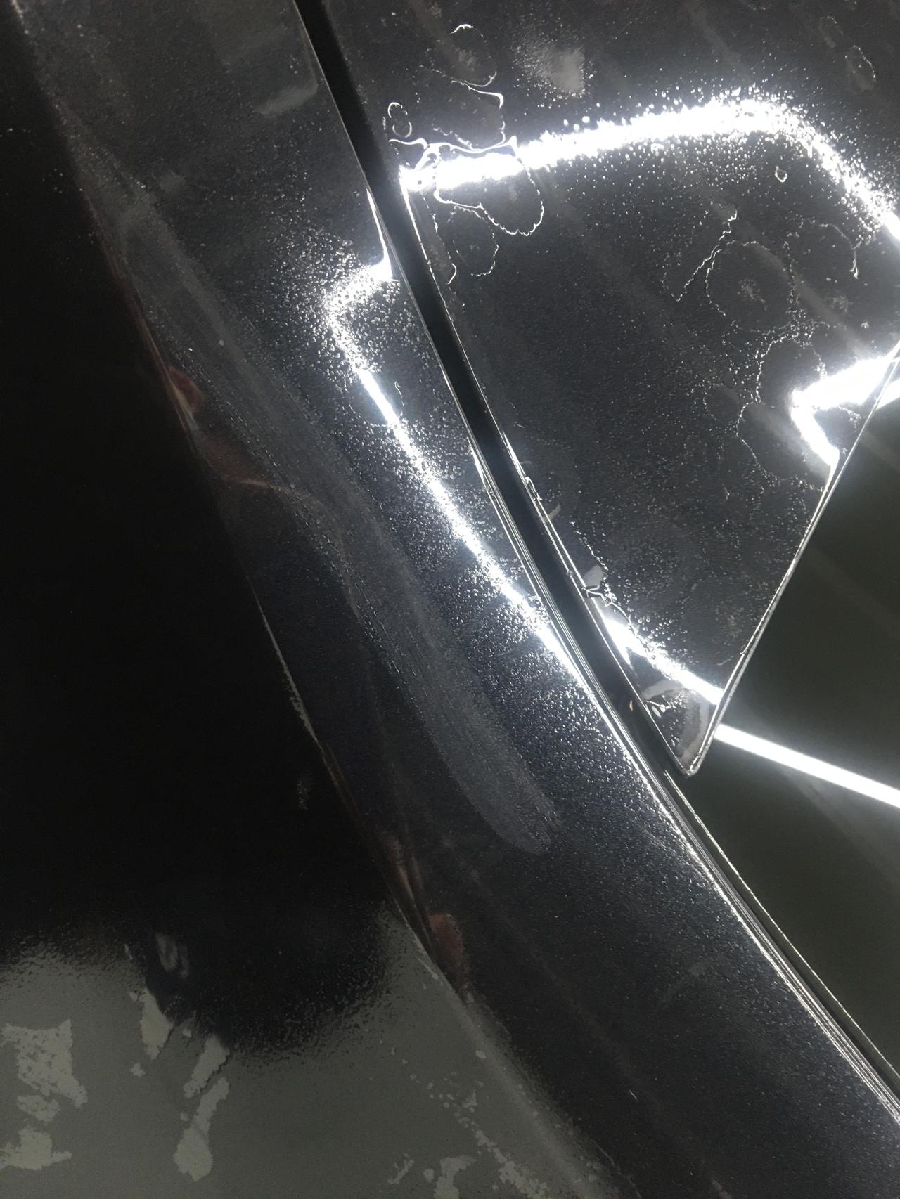 大众迈腾 各位兄弟们，有两个问题请教一下：1今天回家车都熄火一个多小时，发动机怎么还在发烫，也就开了半个小时，没有暴力驾