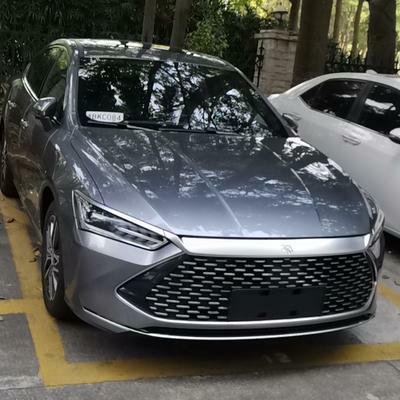 比亚迪秦PLUS DM-i 一，四月份提车的用户会有修改后的仪表盘二，听说这个奇葩的金融政策会在这个月修改，不知道真假三