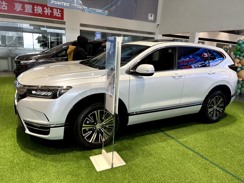定位湖南株洲皓影智享版21.13w 保养3次 强生膜 行车记录仪 全包脚垫 1年或3w公里延期质保 后倒车雷达 空调被就