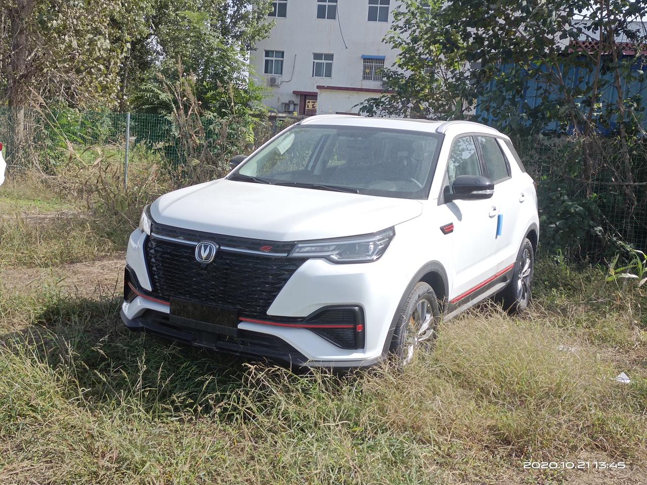 长安CS55 PLUS 坐标 河南 21款 55p 自动顶配的 全款 落地要12.5万 还没买 感觉价格还高 你们觉得呢