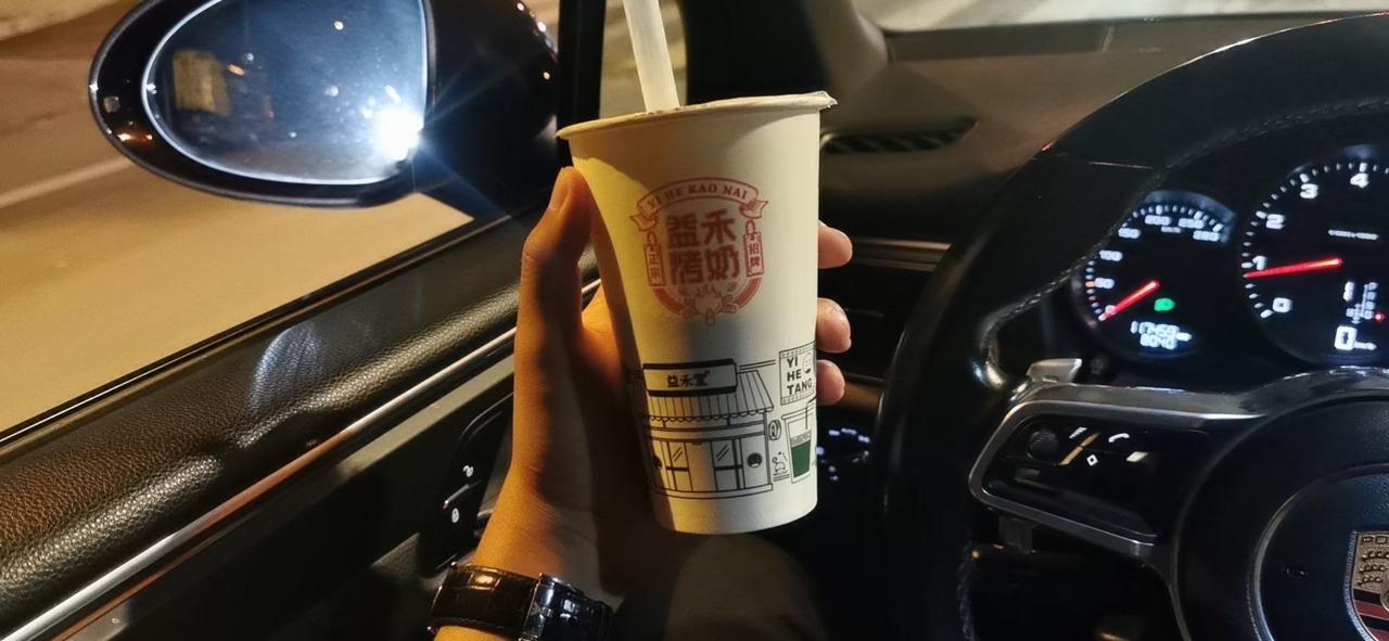 保时捷Macan 12万公里15年的车。地盘松散 有异响 需要如何修理。零件价钱大概是多少