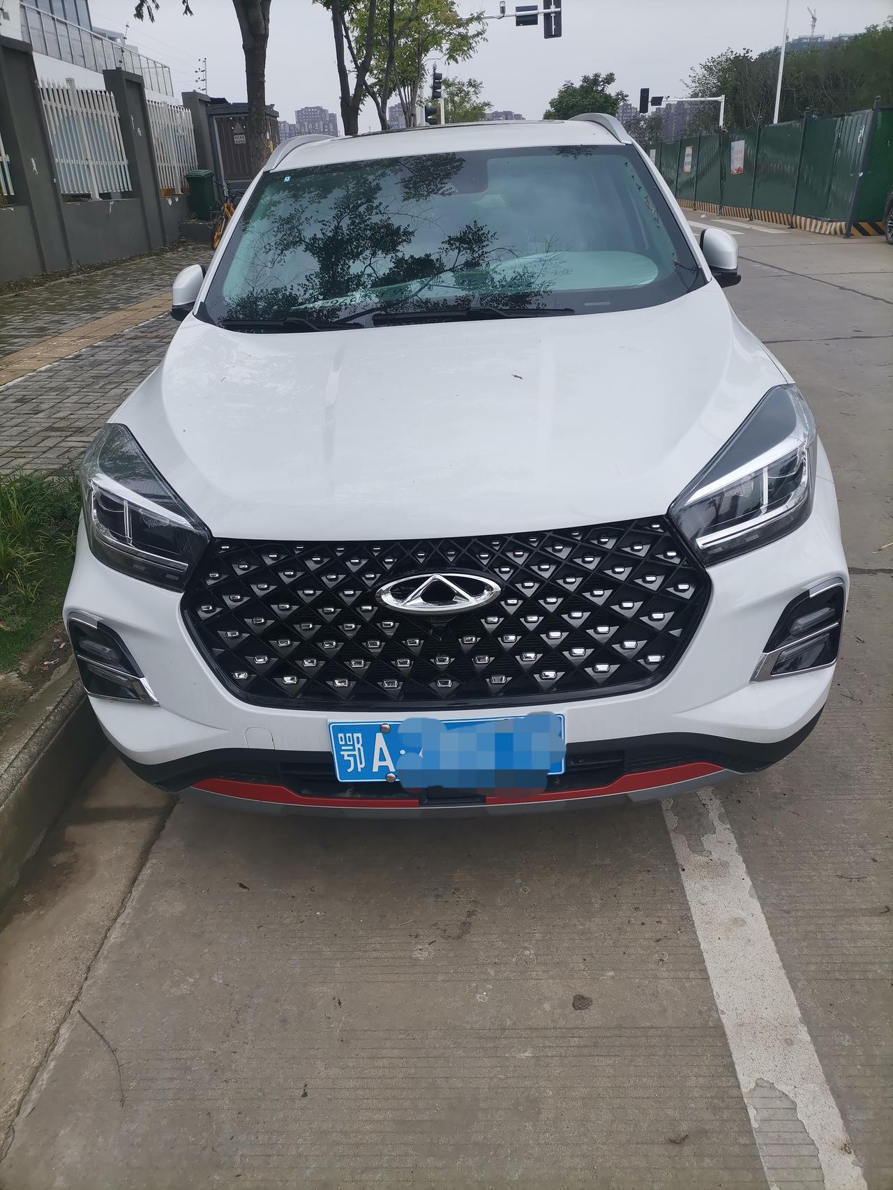 奇瑞瑞虎5x 马上首保了，6个月4400公里什么水平   另要进群的说下