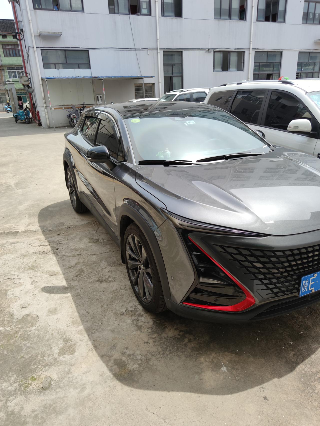 长安UNI-T Unit旗舰型，能弹射起步吗？我尽量试了一下，踩住刹车，转数到1500就报警了，说变速箱温度过高请靠边停