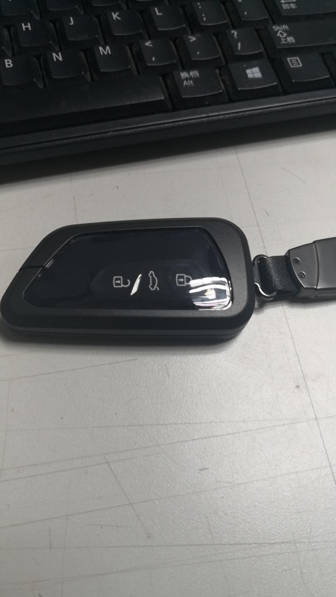 揽境有个离近自动解锁，为什么有时候好用有时候不管用呢?跟我这个金属钥匙扣有关系吗？大家有这个问题吗？