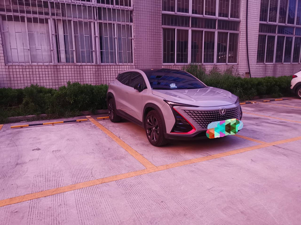 长安UNI-T 请问各位车友，我想安装个前铲，请问装了的车友，是网上自己买的配件，然后去装吗？一般去哪装呀？可以去4S店