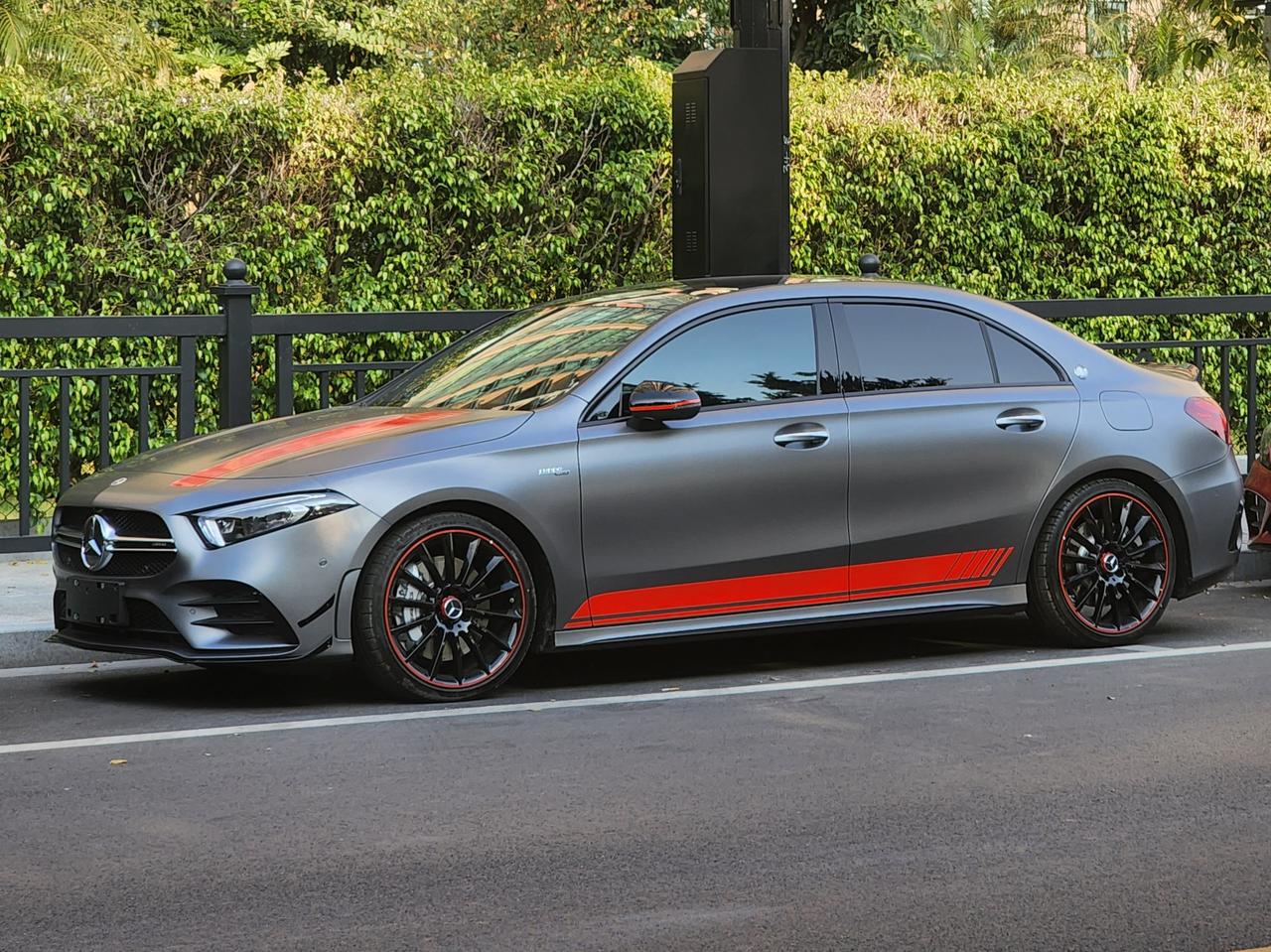 奔驰A级AMG a35l各位大哥，问一下，机油温度维持在110度左右，正常吗？国六b，2021年12月生产的