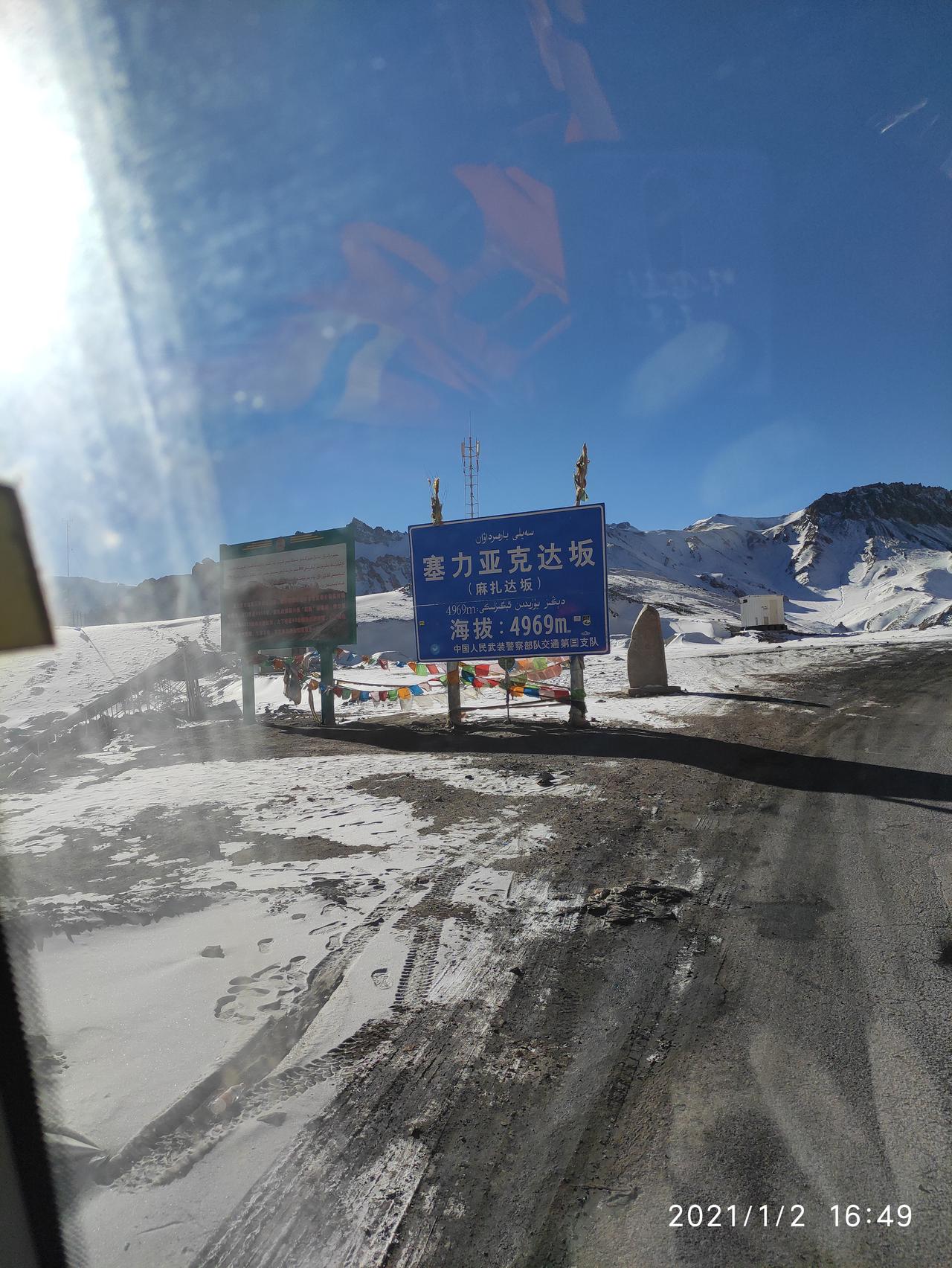 有没有拿炮去玩越野的，适时的四驱会过热吗？如果去跑戈壁滩，高速四区能抗住吧？这些路况四驱有没有问题？