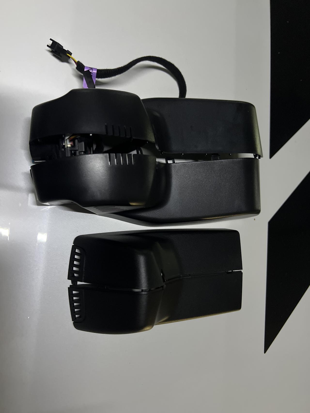 宝马X2 大家用的什么行车记录仪！我在淘宝买了Papago的隐藏记录仪、安装的时候发现发错货然后觉得质量不咋的退货了！走