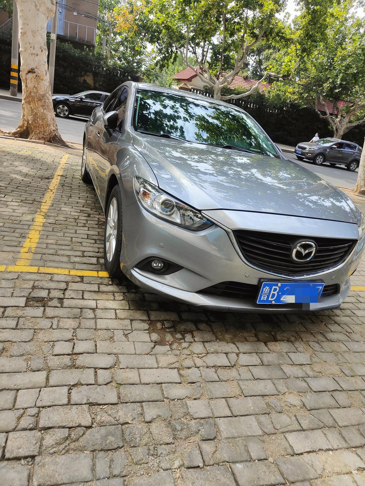 马自达阿特兹 大家好，这个是什么颜色？求问