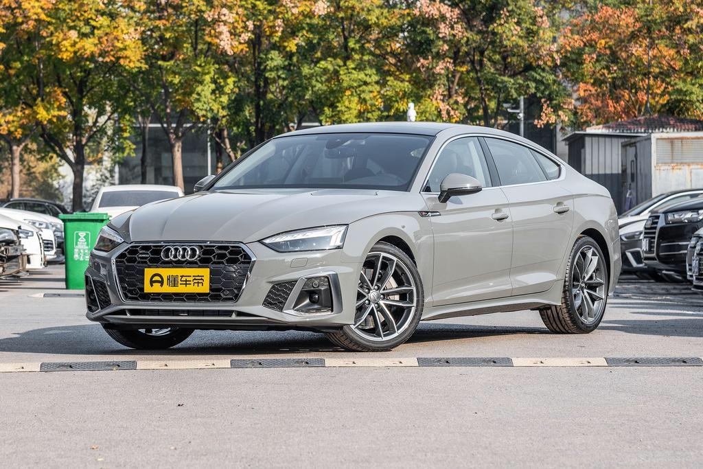 奔驰A级AMG 家人们，A5和A35L 怎么选啊。纠结死了！