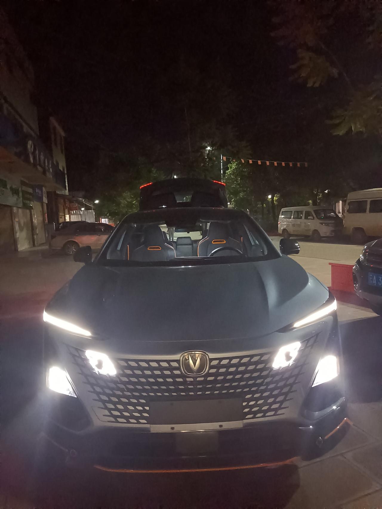长安UNI-T 22款运动旗舰，incall一直显示车辆位置服务异常，激活不了，给4s打电话，说是要等厂家更新系统，打电