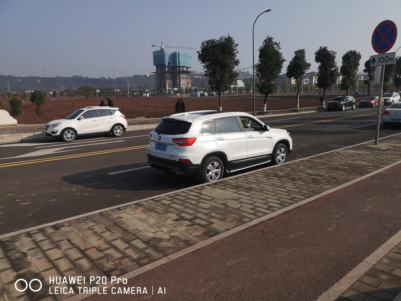 长安CS75 CS75  17款冷启动嗒嗒响怎么回事   就启动那一下，过后重复启动都没那个声音