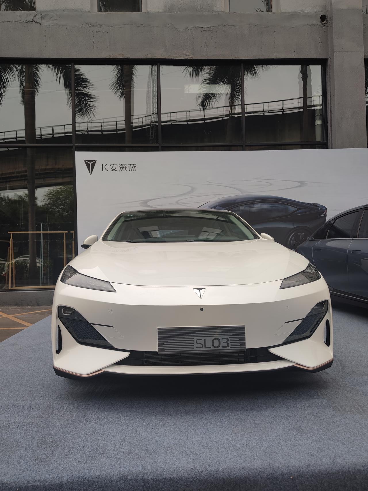 长安深蓝SL03 期待第一批车主提车车后感