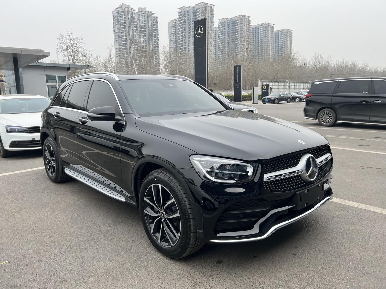 奔驰GLC 新车 出风口氛围灯 负离子香氛 后视镜迎宾灯可以改吗
