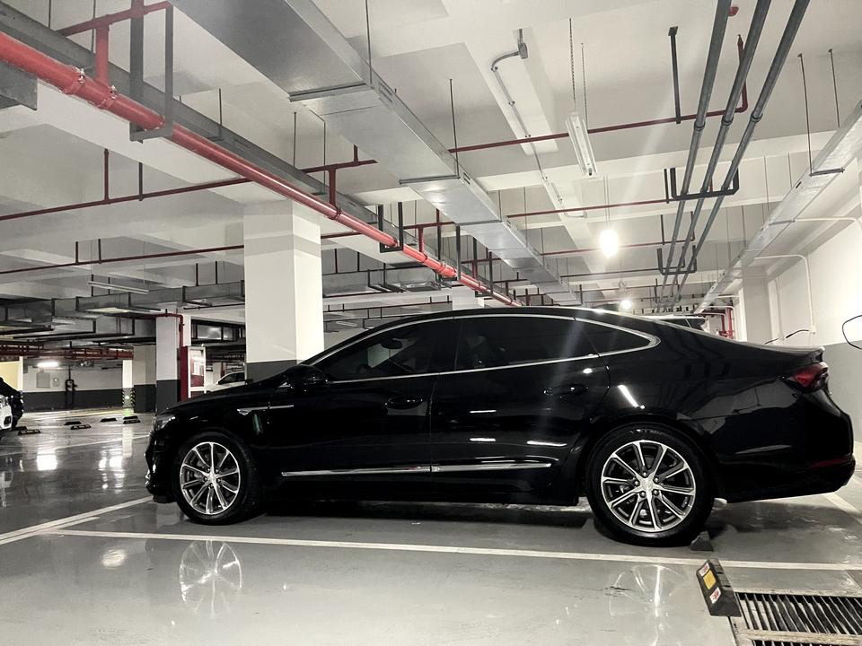别克君越 车子过了4S点保养里程1500km了，才4个月。仪表机油剩余显示还有45%， 最近几千公里都是高速。这个情况可
