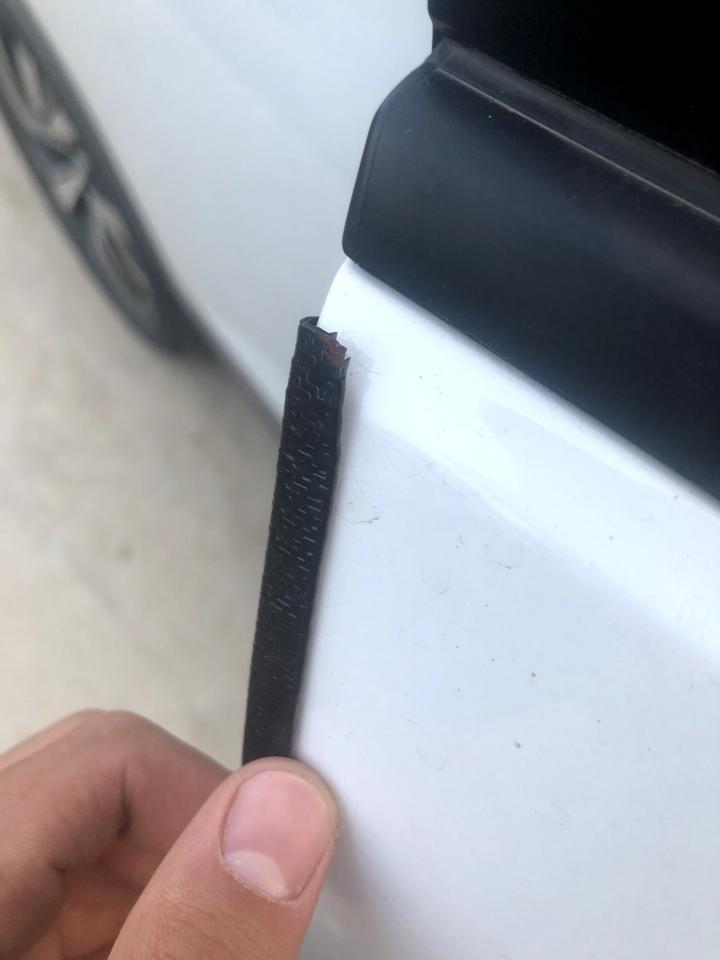 大众探岳 封车门边的这个东西靠谱吗 伤车漆嘛
