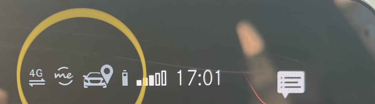 奔驰GLC 各位车友 你们的GLC启动后 中央屏右上角的提示是这样的吗？如图 谢谢