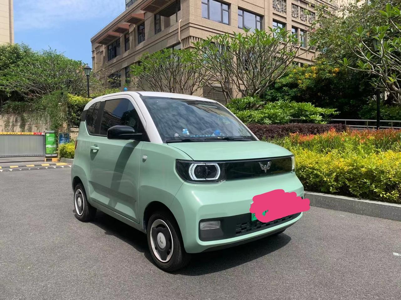 五菱五菱宏光MINIEV 二手MINI21款马卡龙120km续航，换过保险杠，翼子板，前挡风玻璃，机盖钣金修复价格290