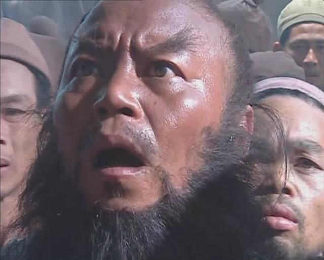 长安UNI-K 大k的座椅通风是不是只有坐垫通风，靠背没有？