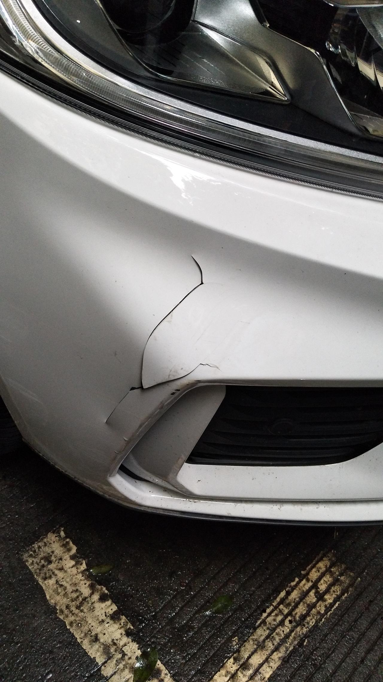 吉利远景X6 提车2个月，4s店修要550外面修300除了价格不同，还有啥子不同么，哪里好。