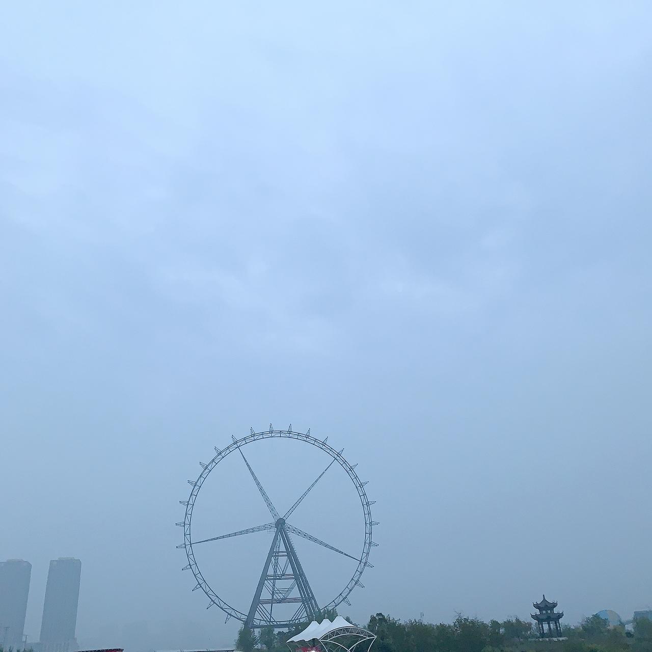 丰田凯美瑞 问一下有在ssss店加过座椅加热，和360环影的么都多少钱？
