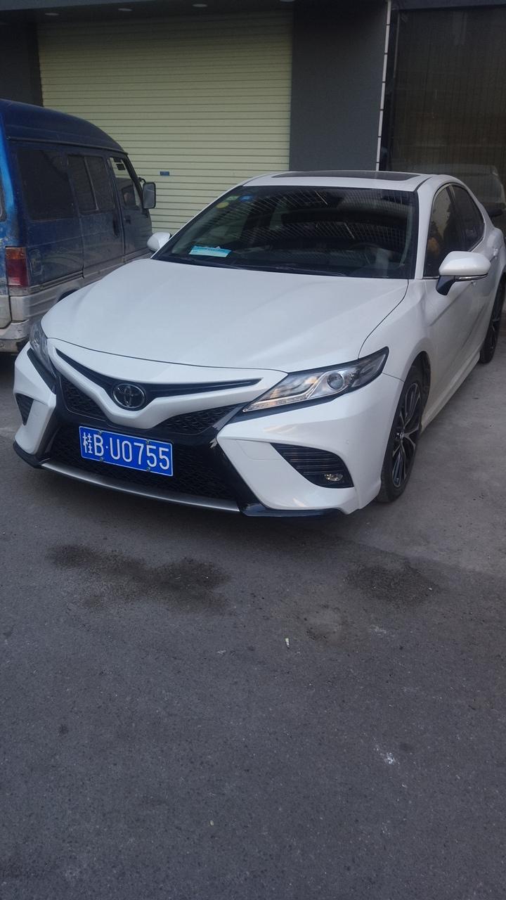 丰田凯美瑞 这款什么车？