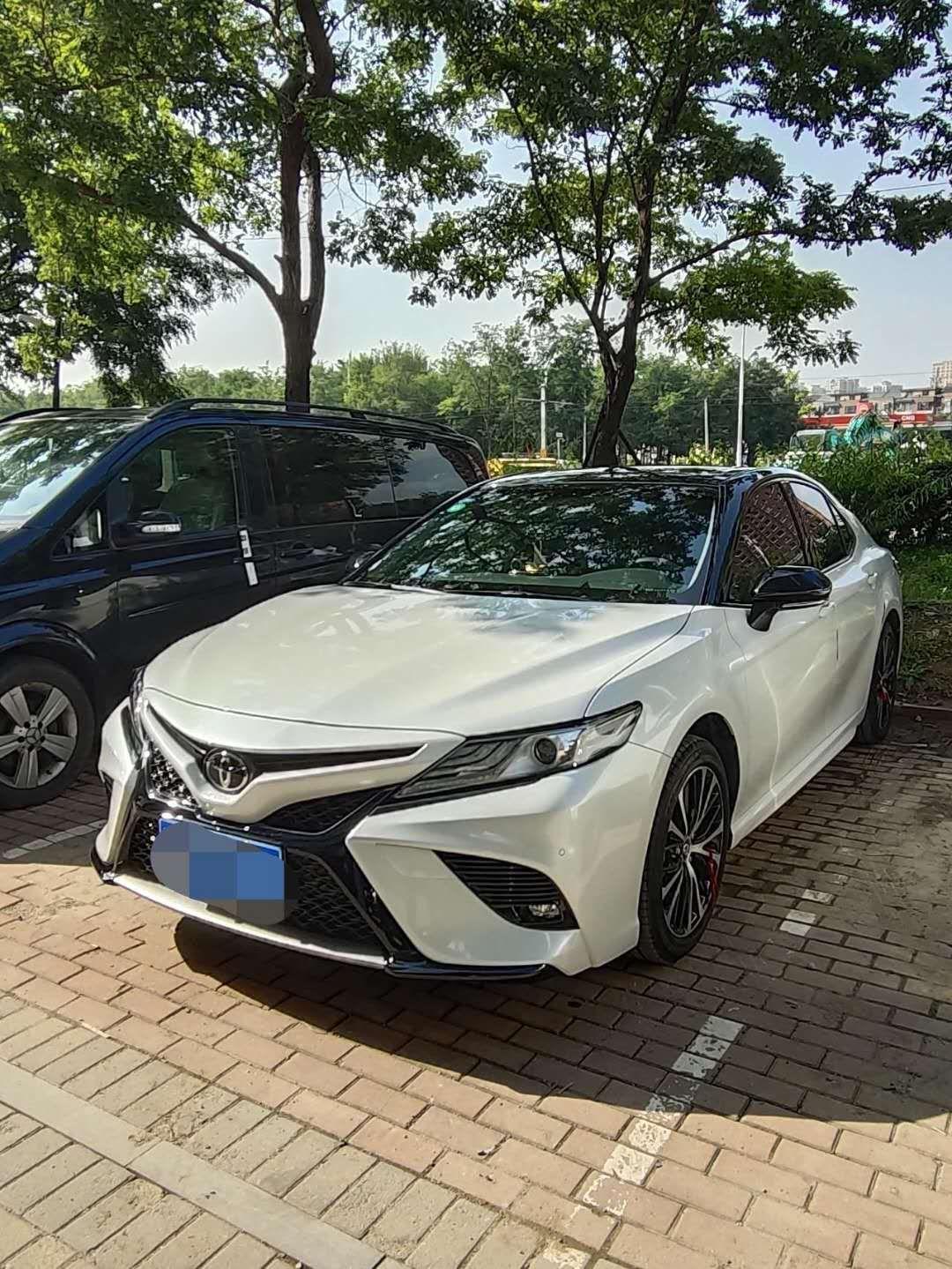 江苏镇江这边，凯美瑞2.0S锋尚落地多少钱啊？有没有兄弟买过，说下价格。好请你吃饭哈 另外附上丹阳给的报价