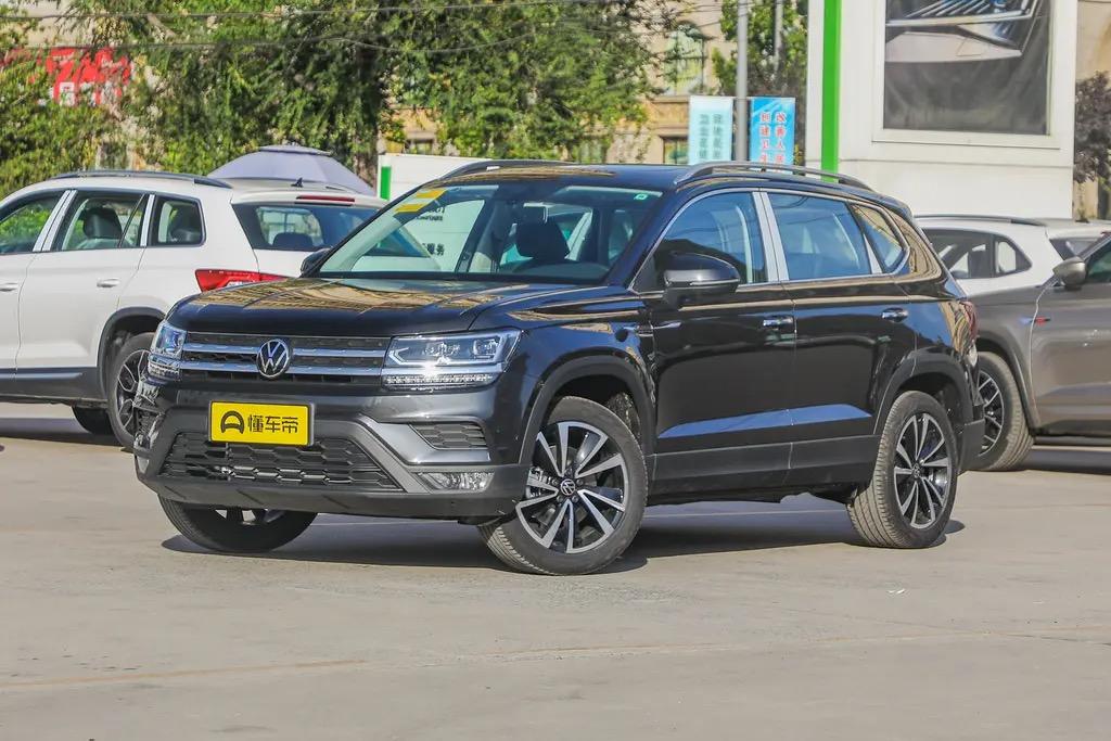 去4S店看了实车，销售说包牌178000,这不最近22款的途岳上市了，想问下广大网友，大众途岳21款280豪华Plus多