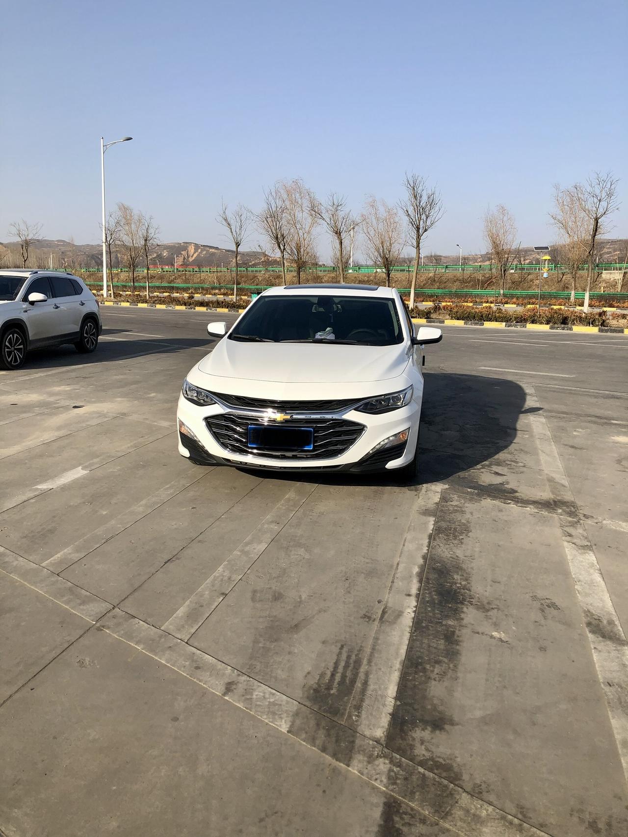 雪佛兰迈锐宝XL 我的车不小心被小石头碰掉了一小小漆有什么好办法  修复一下。求大神告诉
