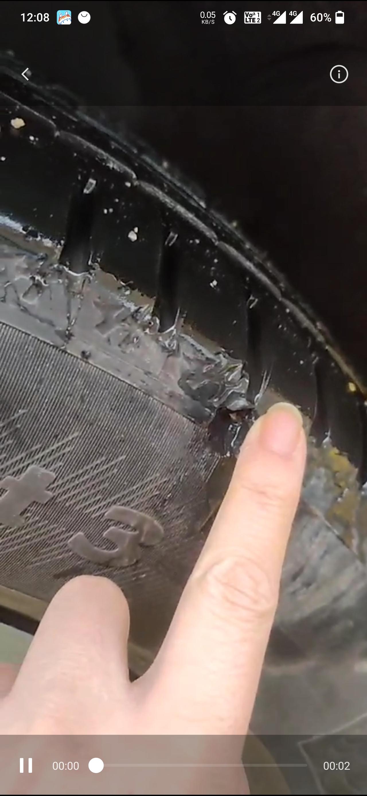 红旗HS5 兄弟们 被刮了 这样只能换了吗还是