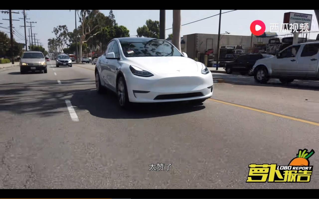 特斯拉Model Y 20寸轮毂的转弯半径和19寸一样么？这个问题有点难，我估计没人能回答上来。