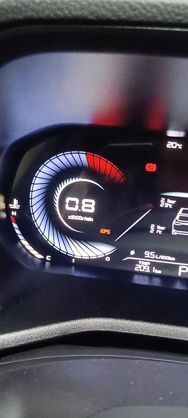 四代帝豪，8.28成都车展下单订车，29号提车，9.21方向助力系统失效，期间也没有暴力驾驶，也没有把方向盘打死的操作，