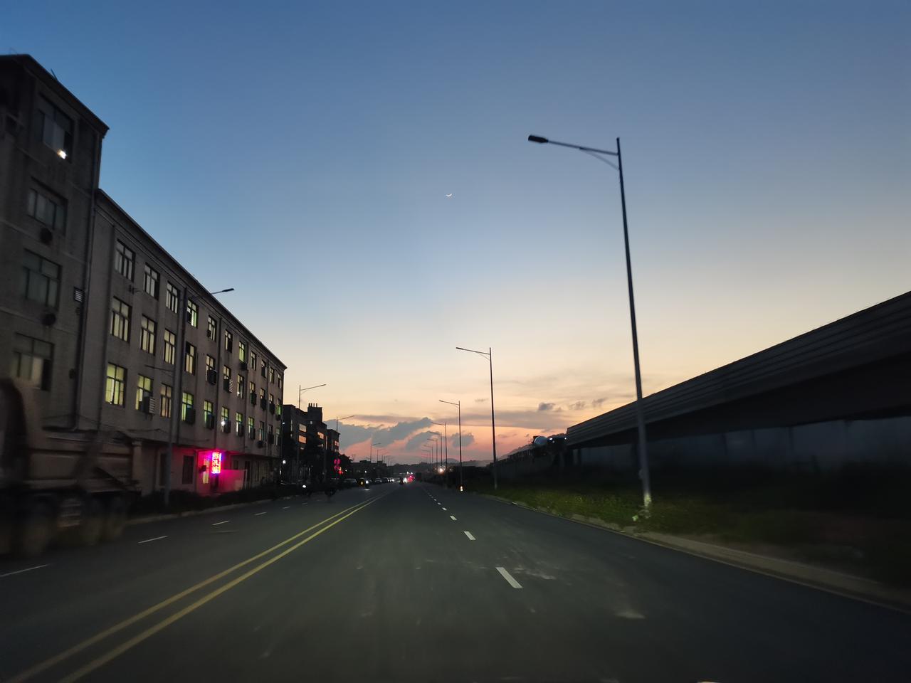 大众途岳 有没有车主遇到过天窗天幕关闭不严 剩下一寸左右的空间，然后打开完之后，在管就能关上了，车友解答一下呗
