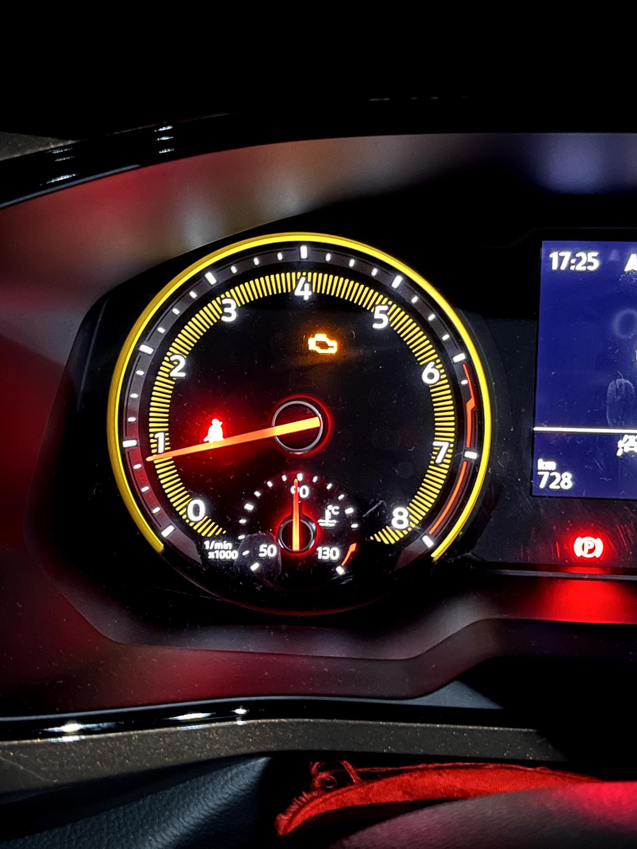 21款的途岳330豪华PLUS，1月份买的，没怎么开，不到1000KM，上周发动机警告灯亮了，有人遇到过麽