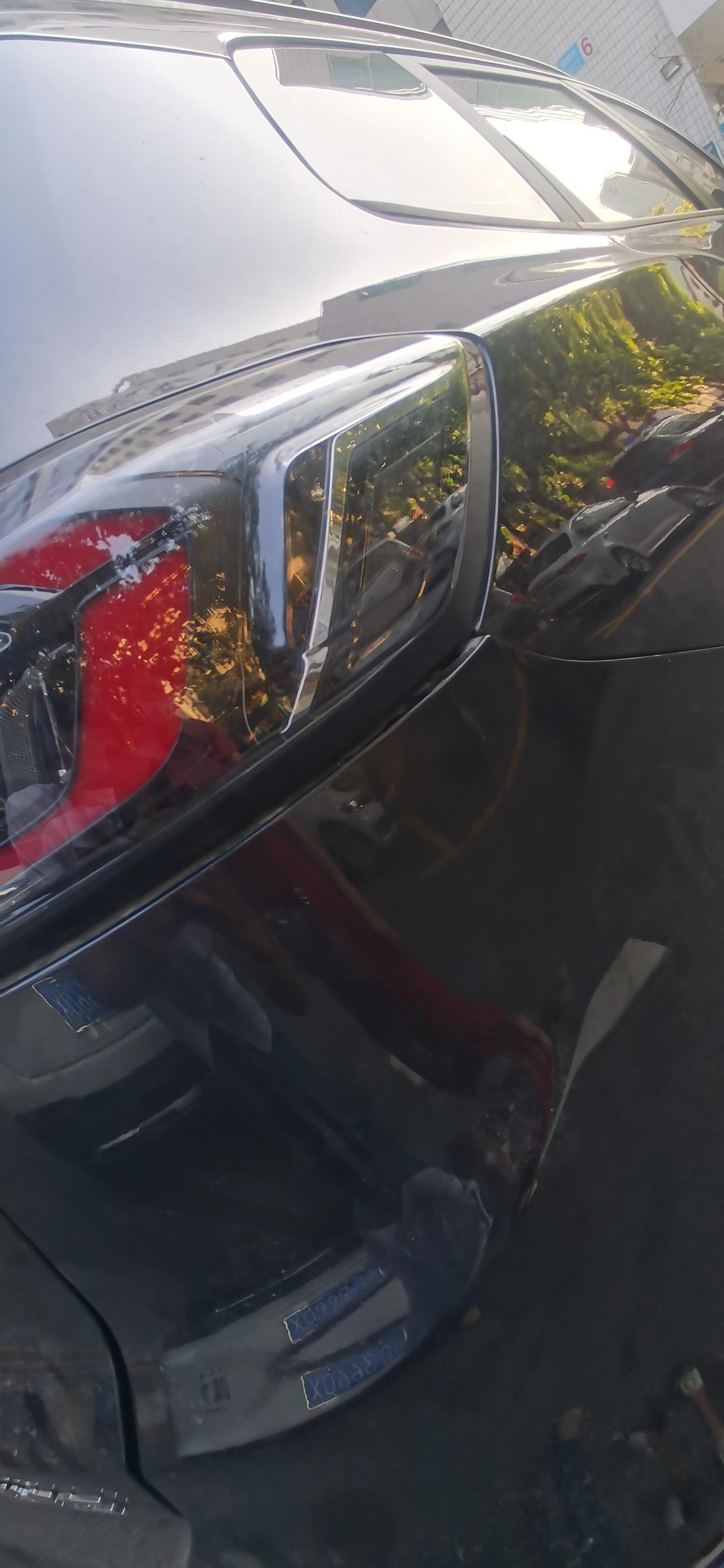 奇瑞瑞虎8 PLUS 这个壳子撞拖落，自己拍进去了现在尾灯哪里还是不合缝，心里看着还是不舒服如果去4S店修复一下需要多少