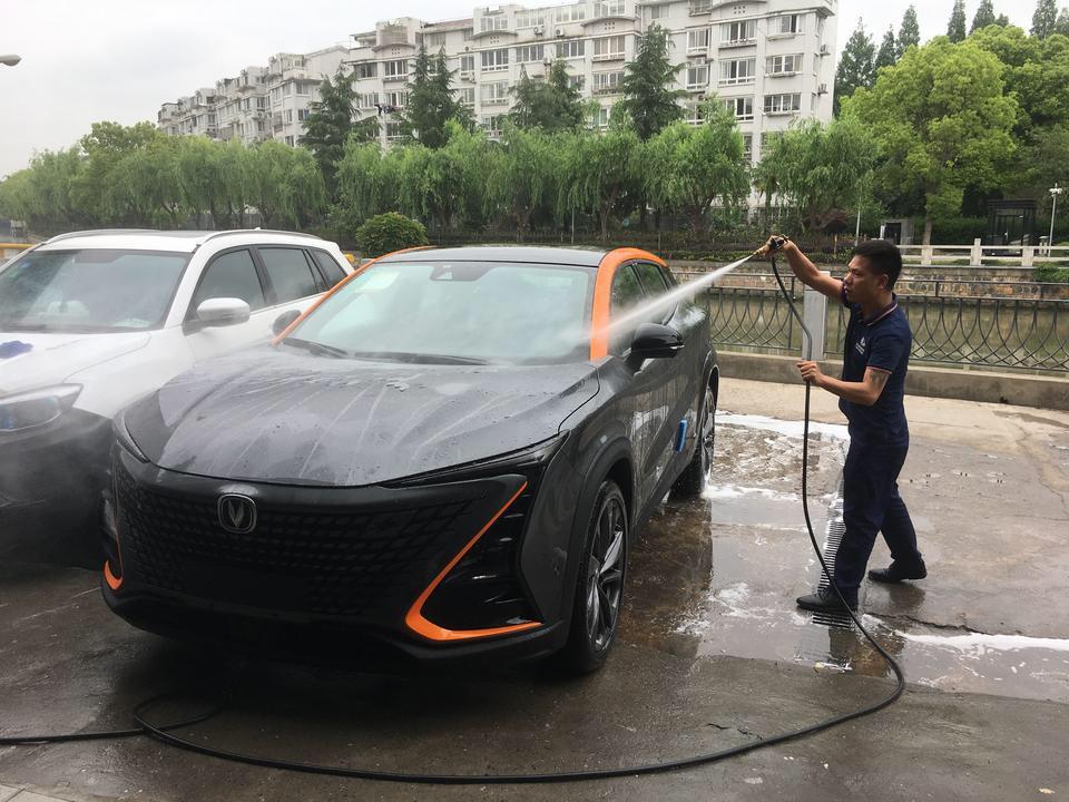 长安UNI-T 贵州仁怀这边有没有UNI-T的小伙伴 建个群互相讨论 转介绍还可以有一千块钱
