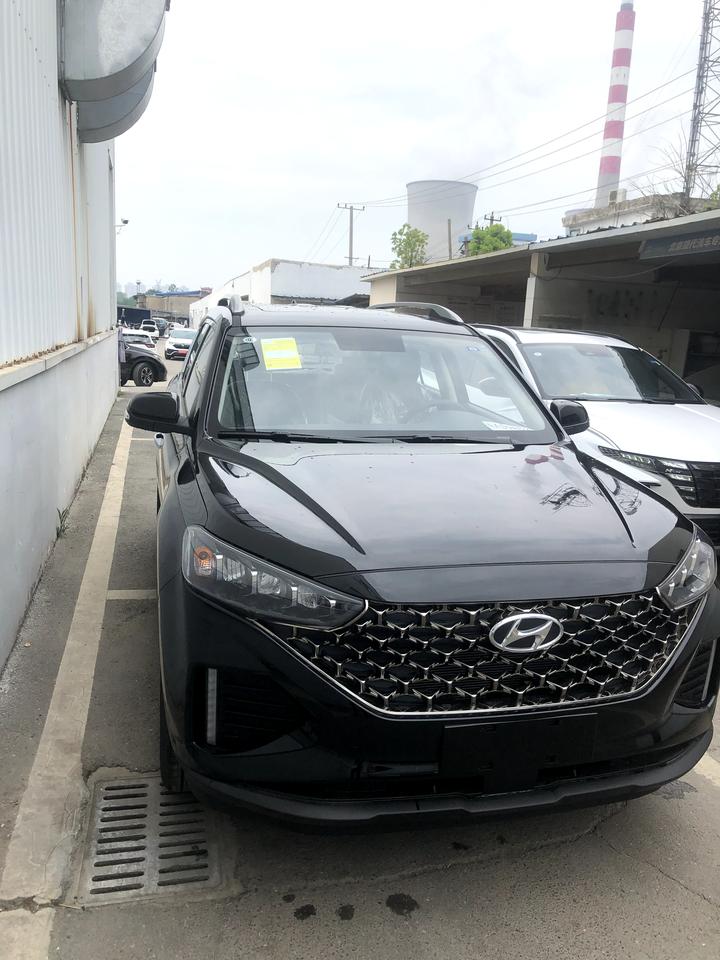 现代ix35 同志们，我这个没选包 大屏就是个摆设 想买一个无线CarPlay 随插随用的 你们有没有买过的？有没有推荐