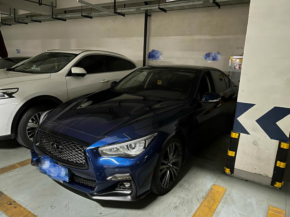 英菲尼迪Q50L 各位18款Q50l的老哥，你们车上120抖吗 今天200公里给我手脚直接干麻，有懂哥说说问题所在