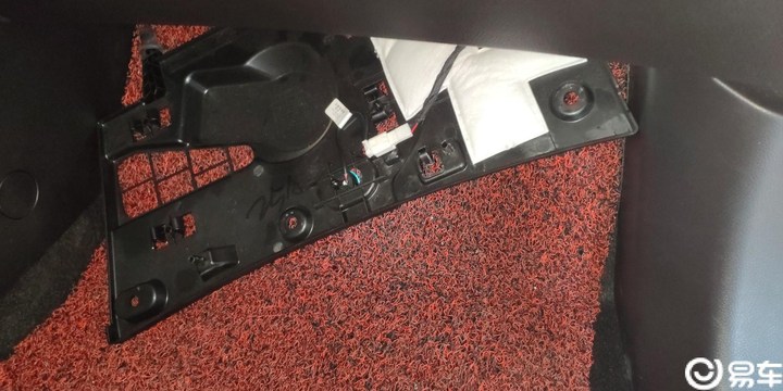 给8大哥更换下空调滤芯