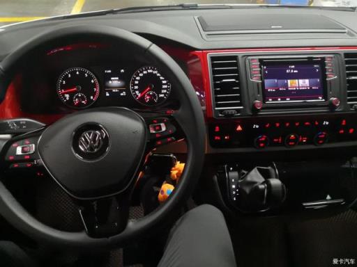 德国专用接待车，能越野的MPV，红白双色外观迈特威提车
