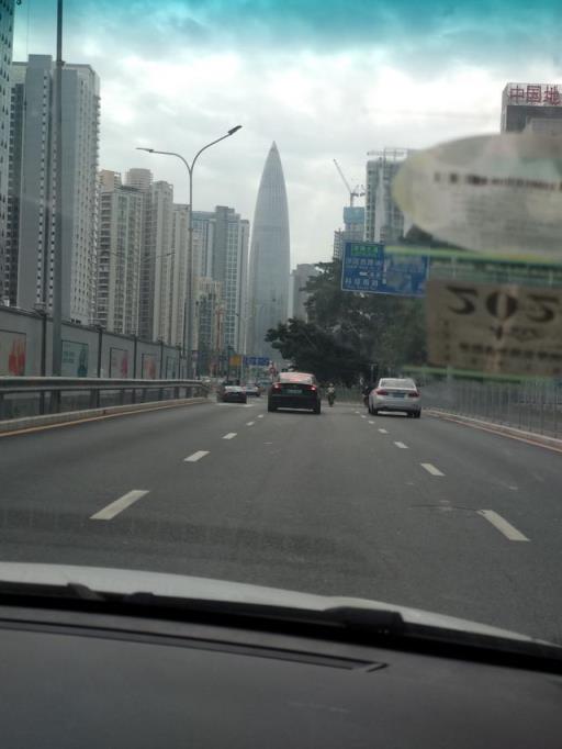 千里单飞赴深圳提比亚迪新能源汽车（一）