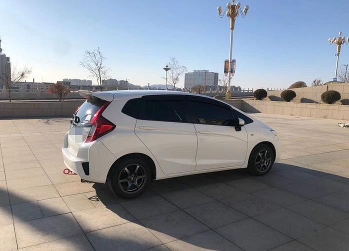 飞度提车作业三代飞度是我的第一辆车买它不后悔