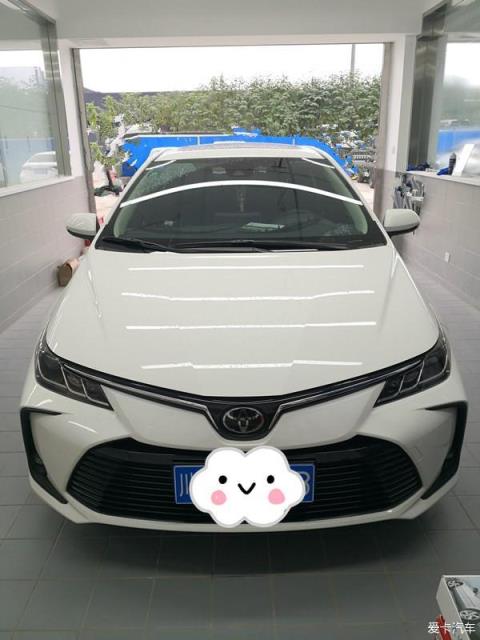 有颜值、有操控，新手女司机提丰田卡罗拉