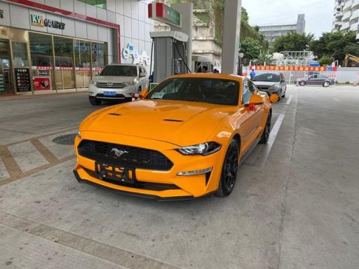 再不疯狂就老了，入手福特野马Mustang