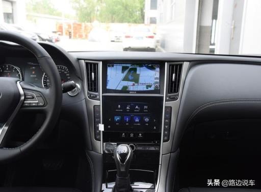 20多万买台英菲尼迪Q50L值不值？车主：豪华中级车里就它最便宜