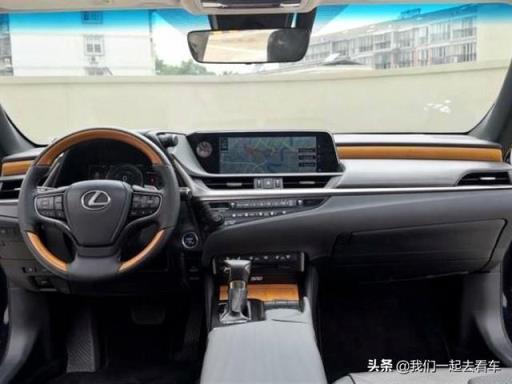 这是台有灵魂的车 雷克萨斯ES 车主：入手前犹豫，入手后真香