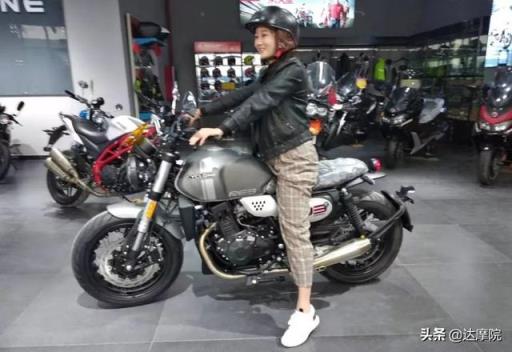 30台18秒抢光，首批赛科龙RE3用户的用车感受是怎么样？